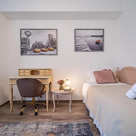 아파트 The Royal Hlavna - Balcony Apartment