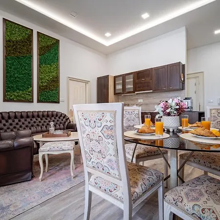 Apartment The Royal Hlavna Balcony Parking Kosice