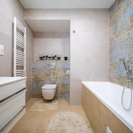 Apartment The Royal Hlavna Balcony Parking *