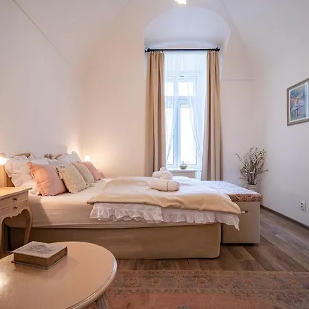 Lägenhet The Royal Hlavna Balcony Parking