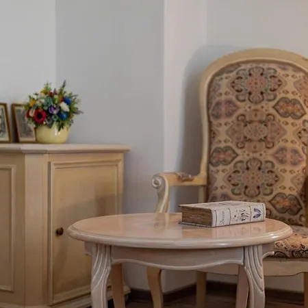 Apartment The Royal Hlavna Balcony Parking Košice